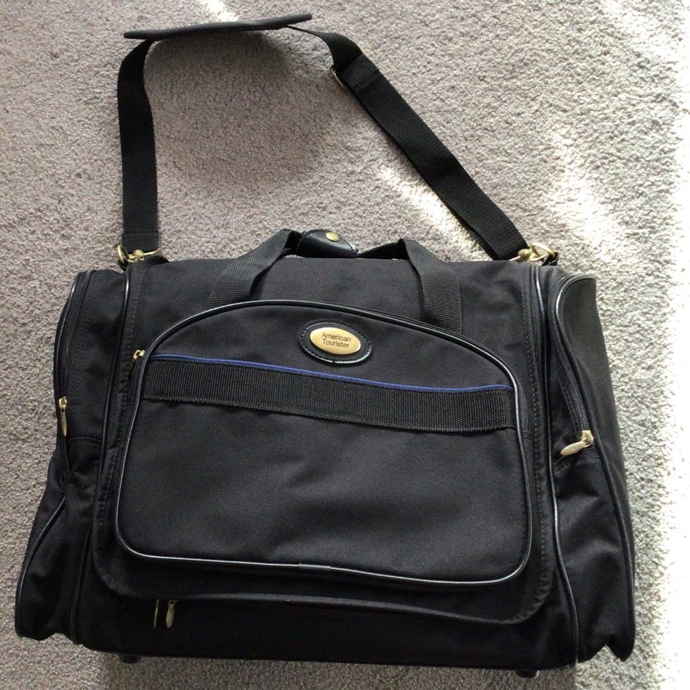 American Tourister - Black Canvas Travel Bag - Picture 2 of 15